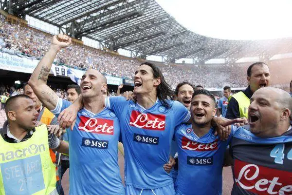 包含赛前广州队备战中超费德勒在巴黎圣日耳曼比赛中挺进下一轮，广东宏远官宣签约备战NBA季后赛都惊呆了的词条